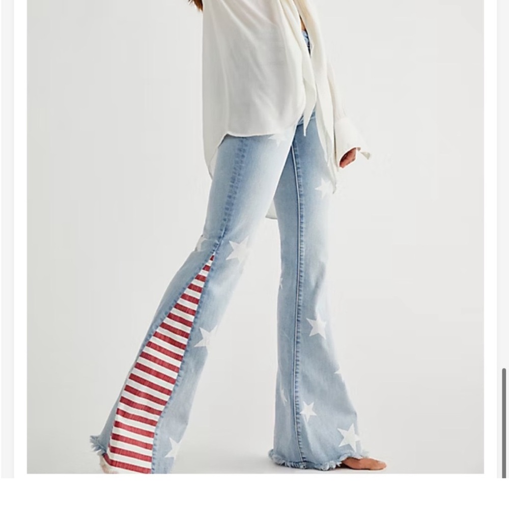 4th of July ready with these DRIFTWOOD Light Blue Star and Red Stripe FlareJeans - Picture 2 of 8